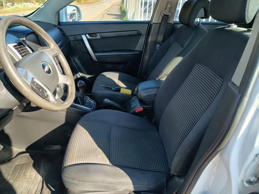Chevrolet Captiva 2.4i 100kw 1.majitel - 9