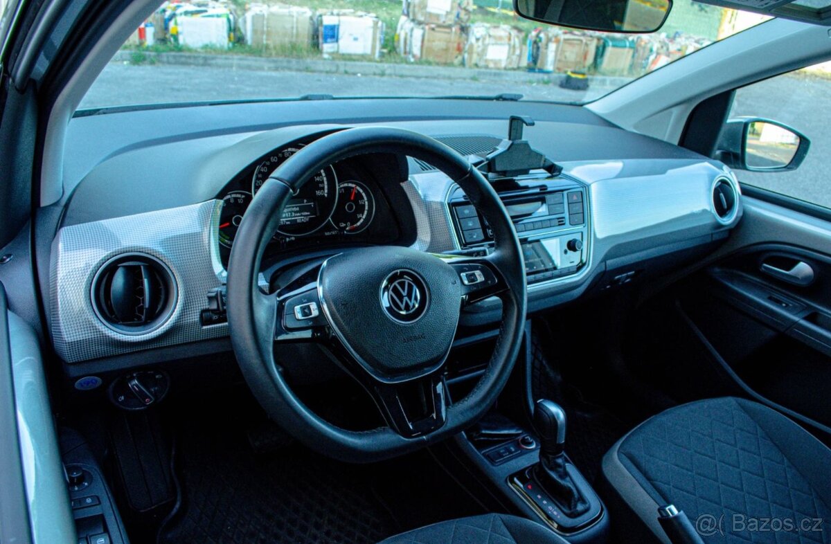 Volkswagen e-UP 2022 - 9