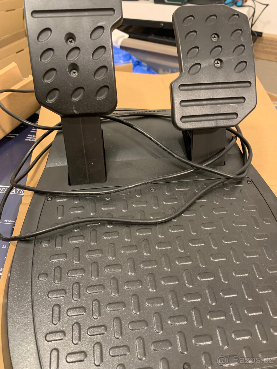 Volant Thrustmaster T150 - 9