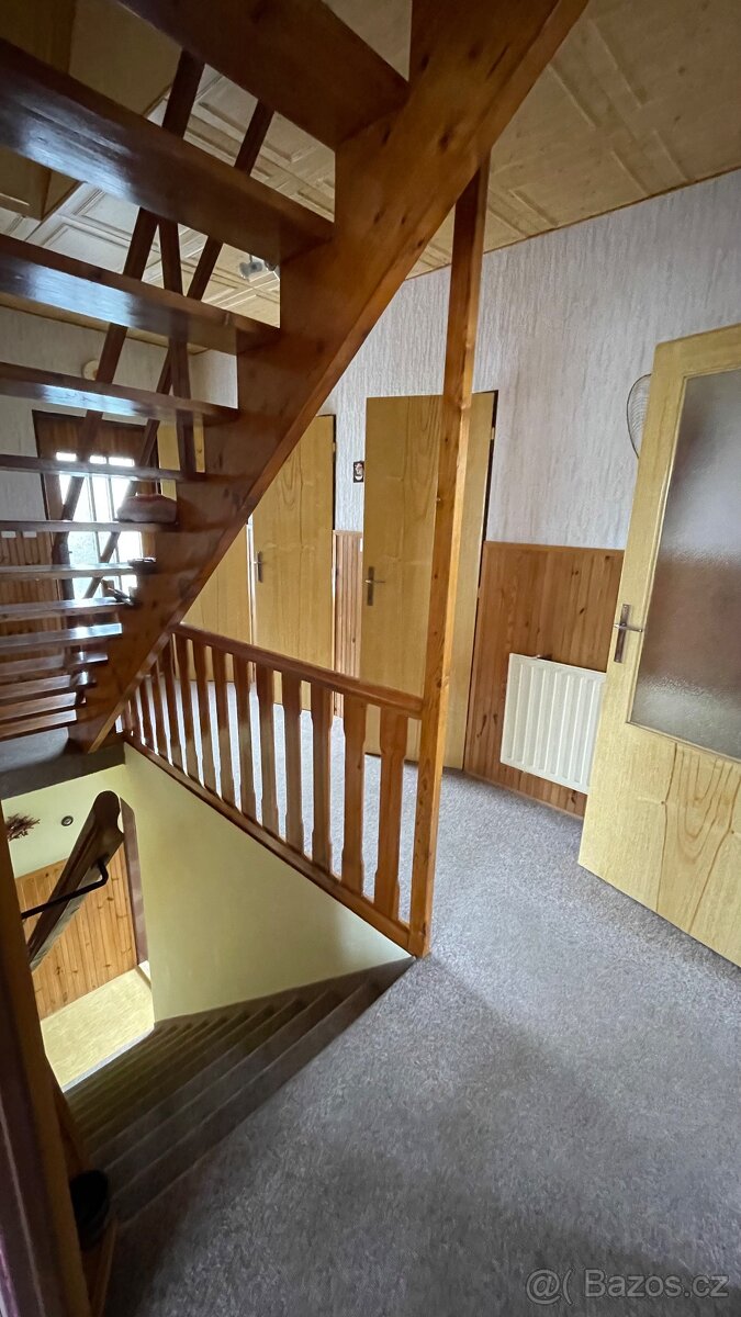 Prodej rodinného domu Chorušice - 9