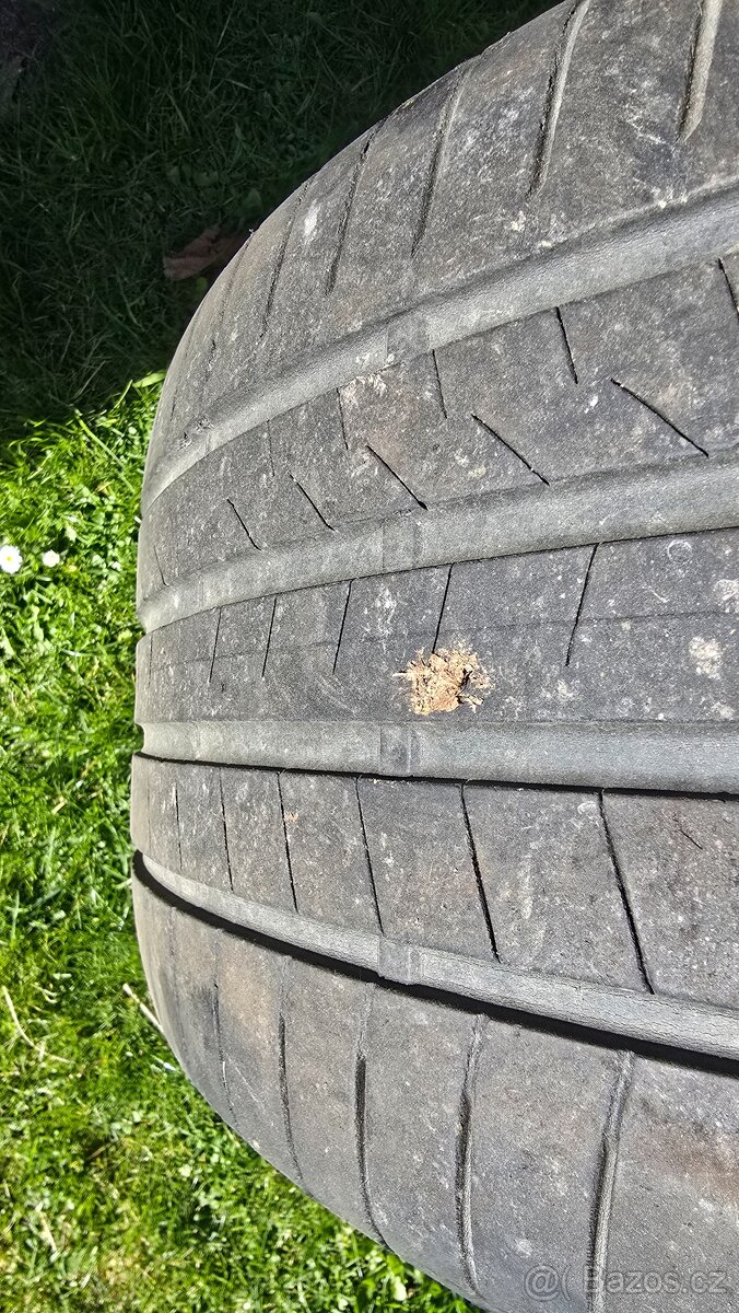 285/35/ r 22 LETNÍ - 9