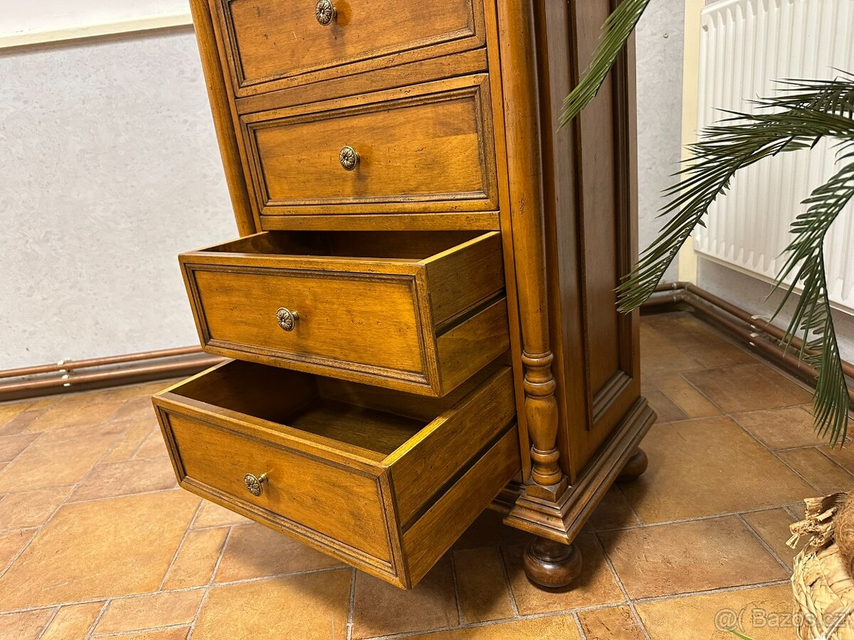 Rustikální šuplíková komoda SELVA - 9