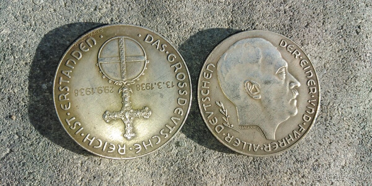 Řády, medaile a mince III ŘÍŠE. Všechny jsou kopie - 9