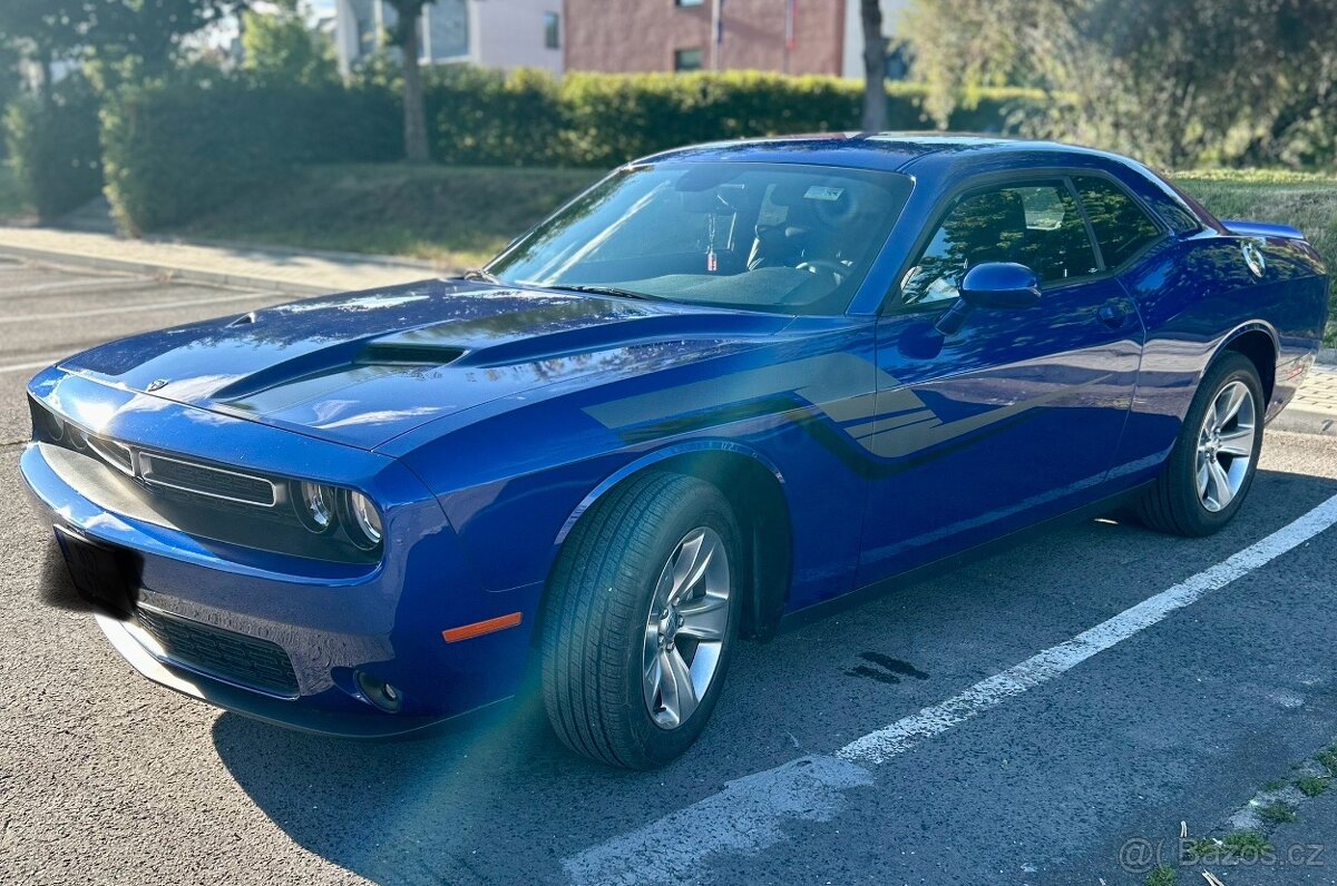 Dodge Challenger - V6 Nehavarovaná - 9