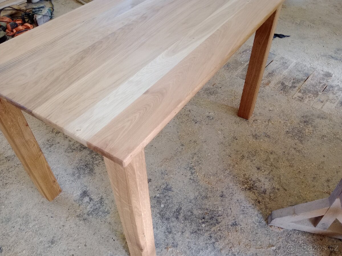 Jídelní stůl se židlemi - 9