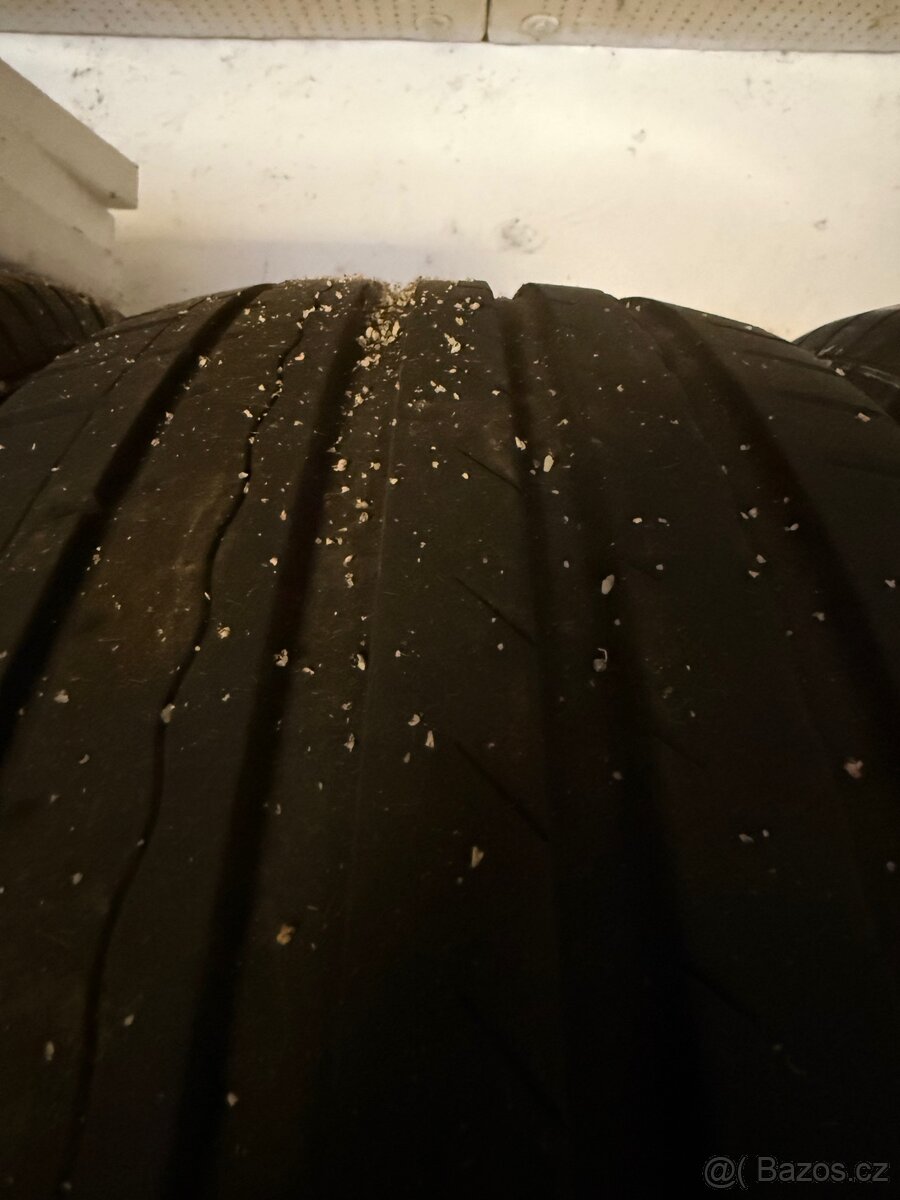 Pneu tomket letni 235/55 r17 s plechy 5x108 - 9