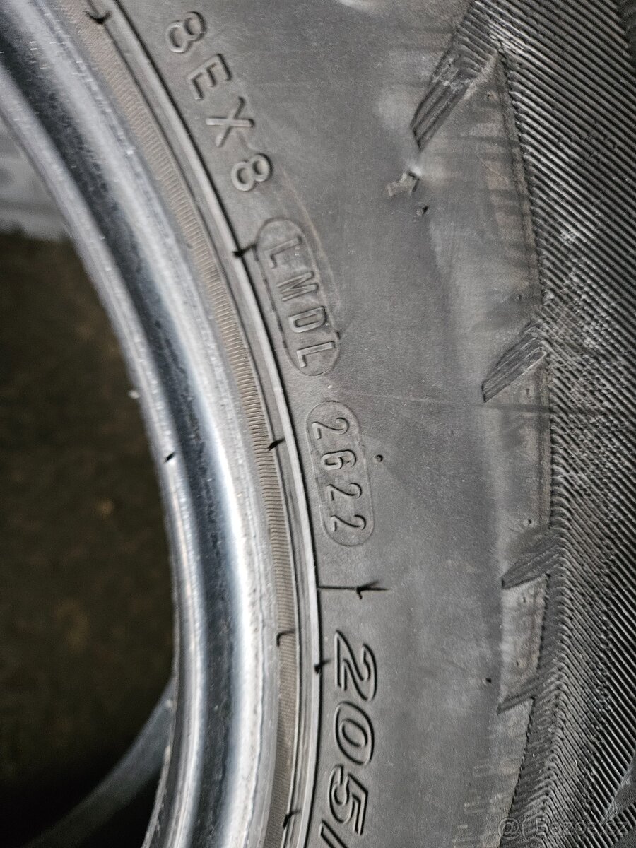 205/75R16C 113/111R WinGuard WT1 NEXEN - 9