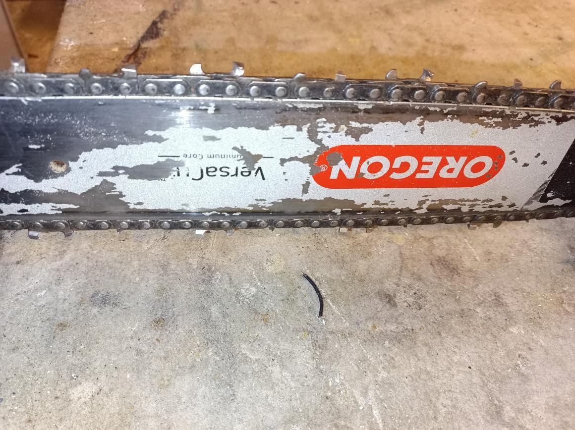 Prodám motorovou pilu Jonsered CS 2159 - 9