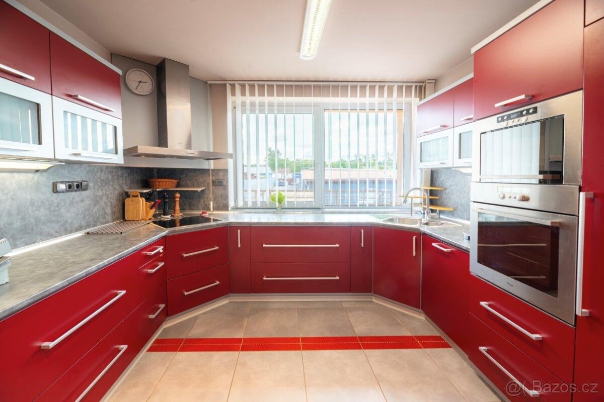 PRODEJ RD UHERSKÝ BROD, ZAHRADNÍ - 9