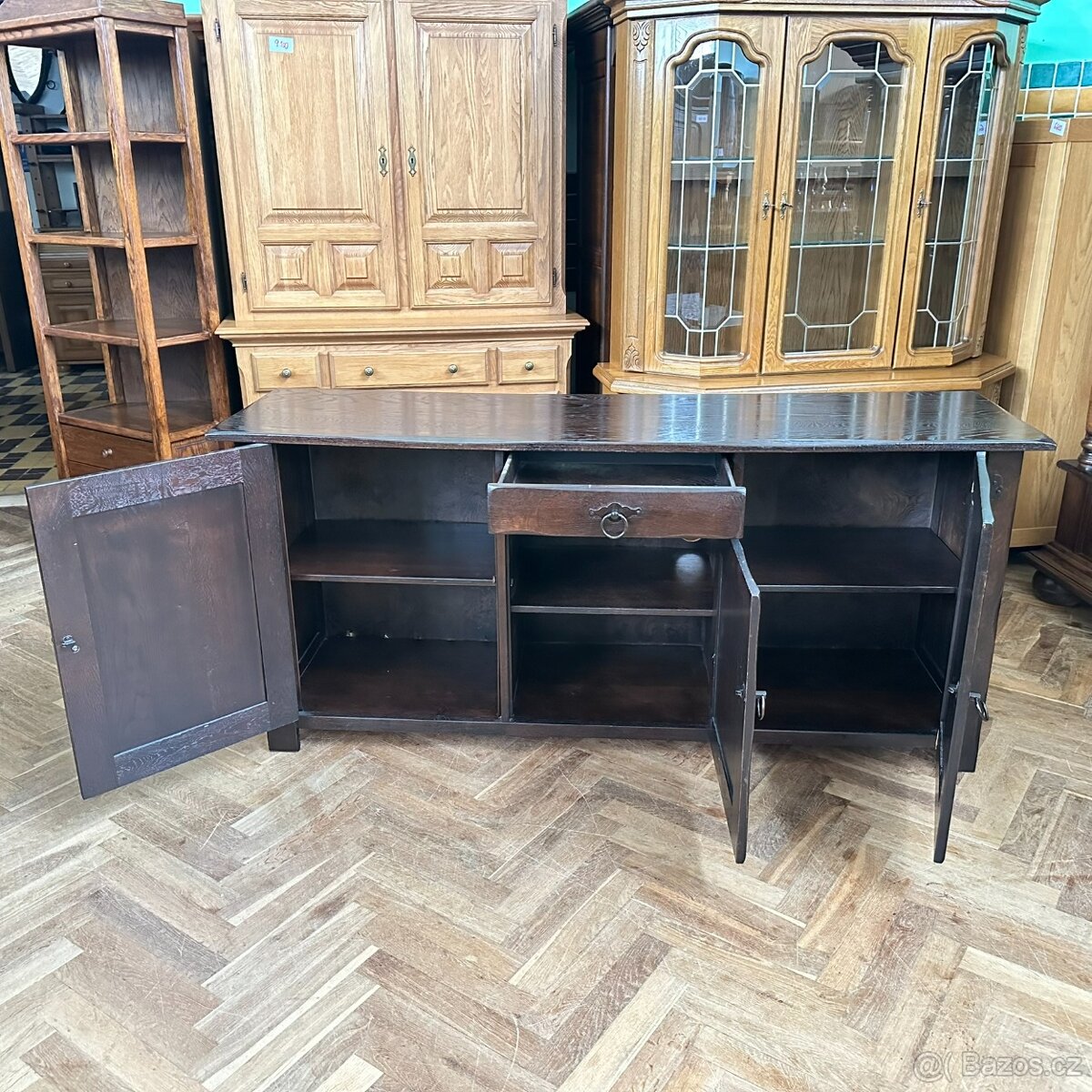 Dresoar hradní styl kování, tmavý dub celomasiv, - 9