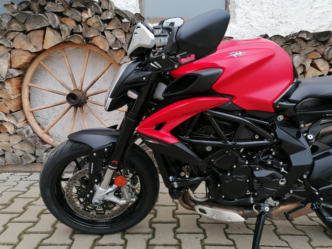 MV Agusta Dragster 800 ROSSO - 9