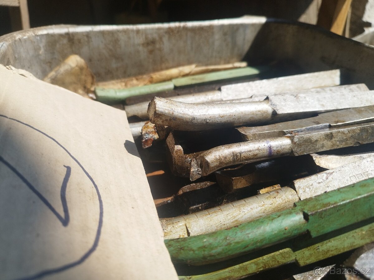 Kované soustružnické nože - 9