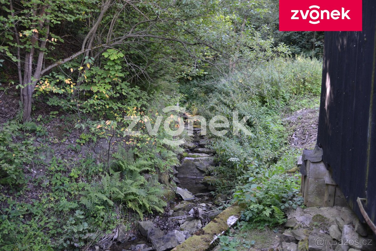 RD s pozemky Huslenky - 9