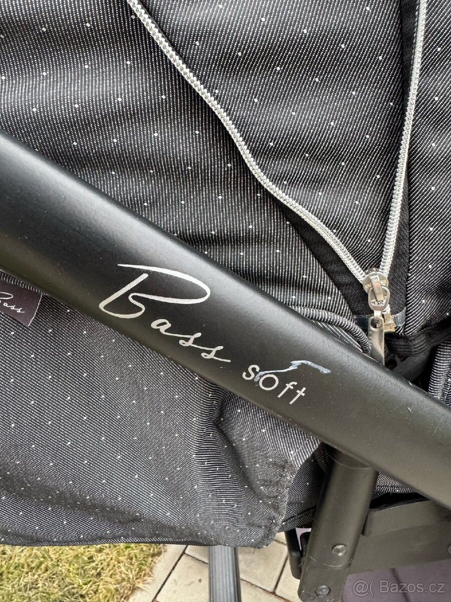 Kočárek Roan Bass - 9