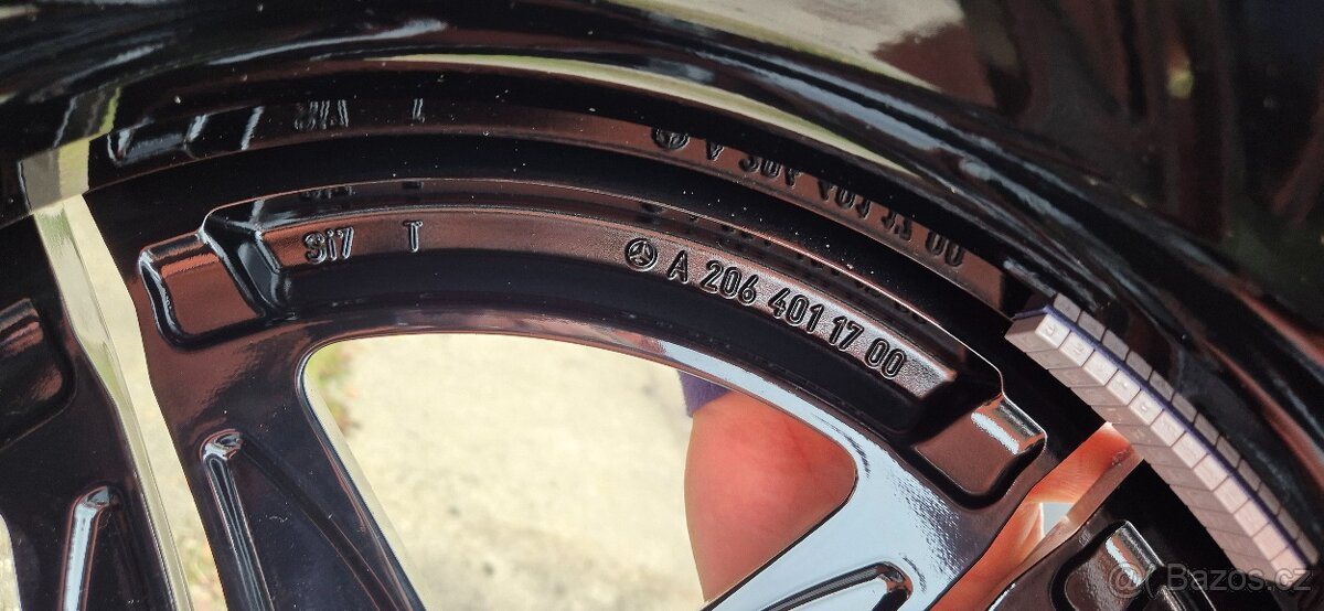 Kompletní zimní sada Mercedes 7.5Jx18 ET40 A2064011700 – Pir - 9