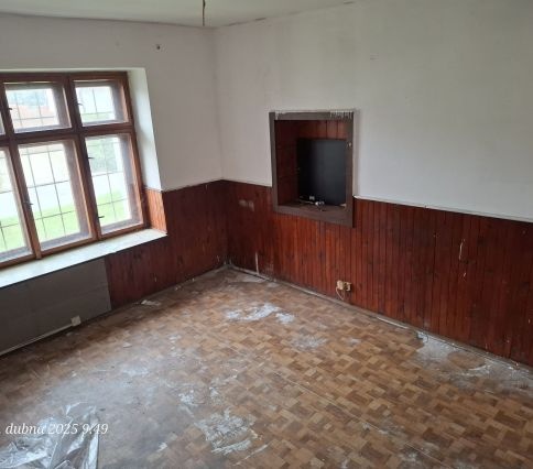 Dražba zemědělského areálu Jesenice - 9