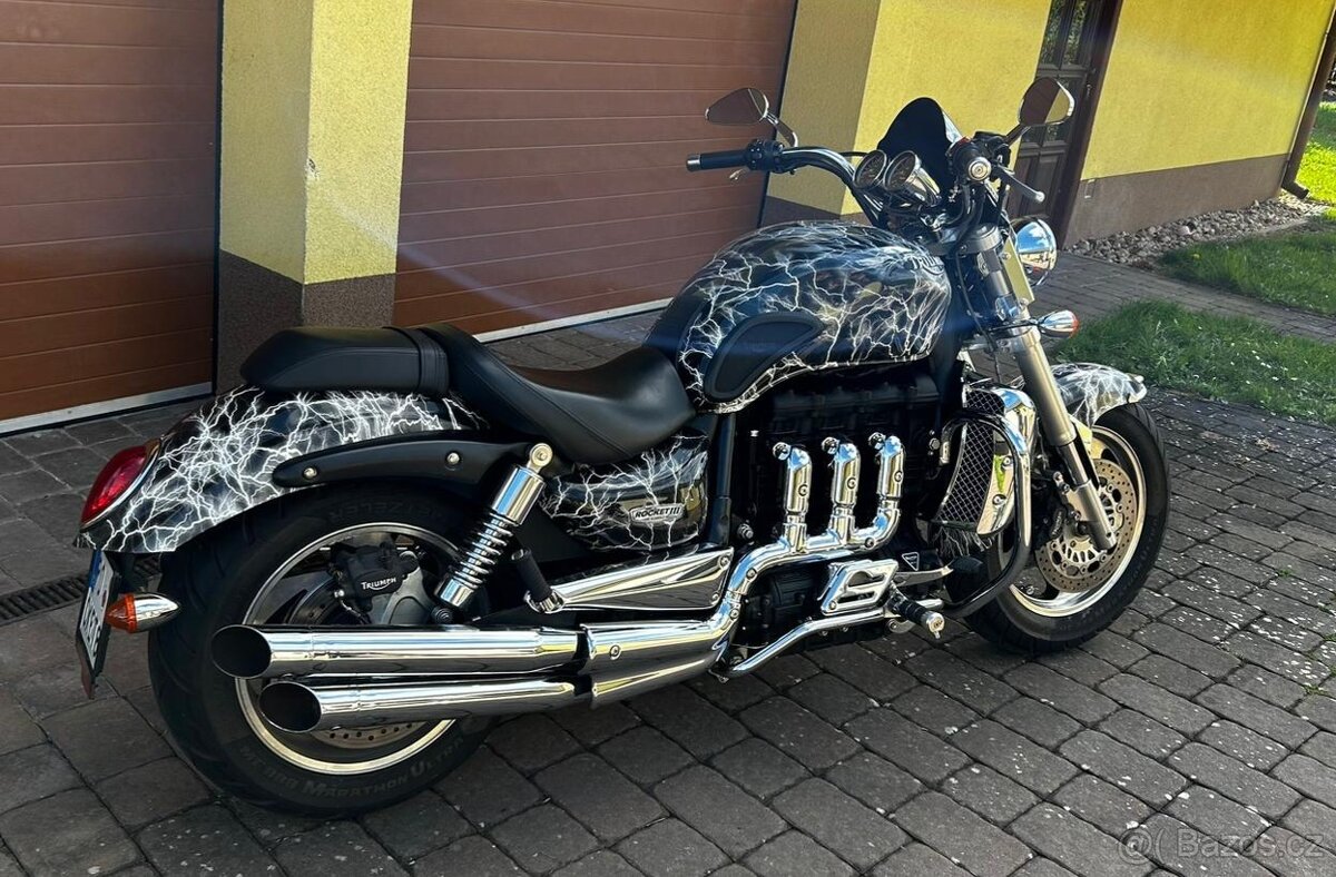 Triumph Rocket III Clasic - 9