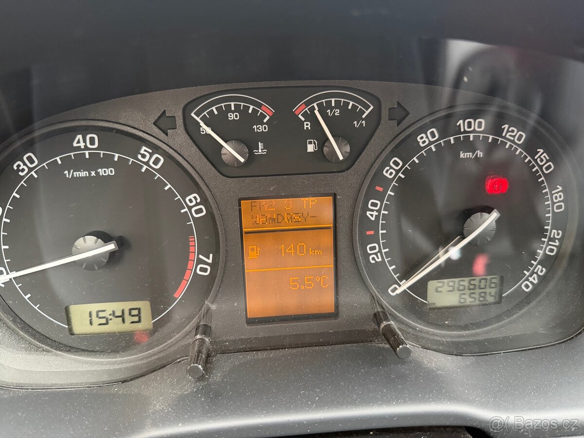 Škoda octavia 1.6mpi - 9
