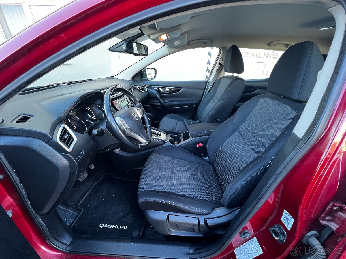 Nissan Qashqai, 1,2 AUT,1.MAJ.,ČR,r.v. 2015, 97 000 km - 9
