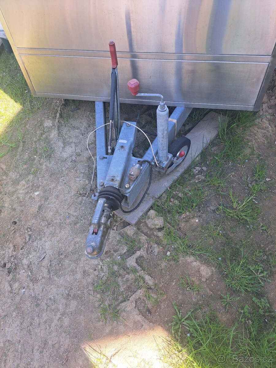 prodejní stánek - 9