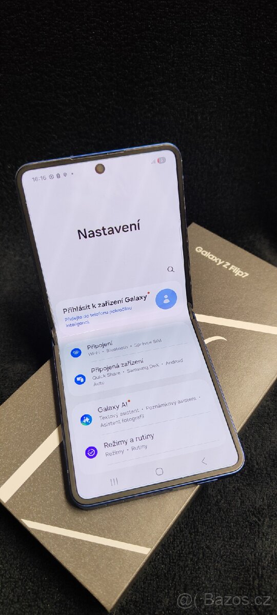 Samsung Z Flip 7 512GB - 9