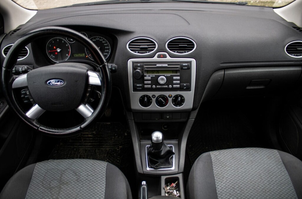 Ford Focus Kombi 1.6 VCT Trend - 1.majiteľ - 9