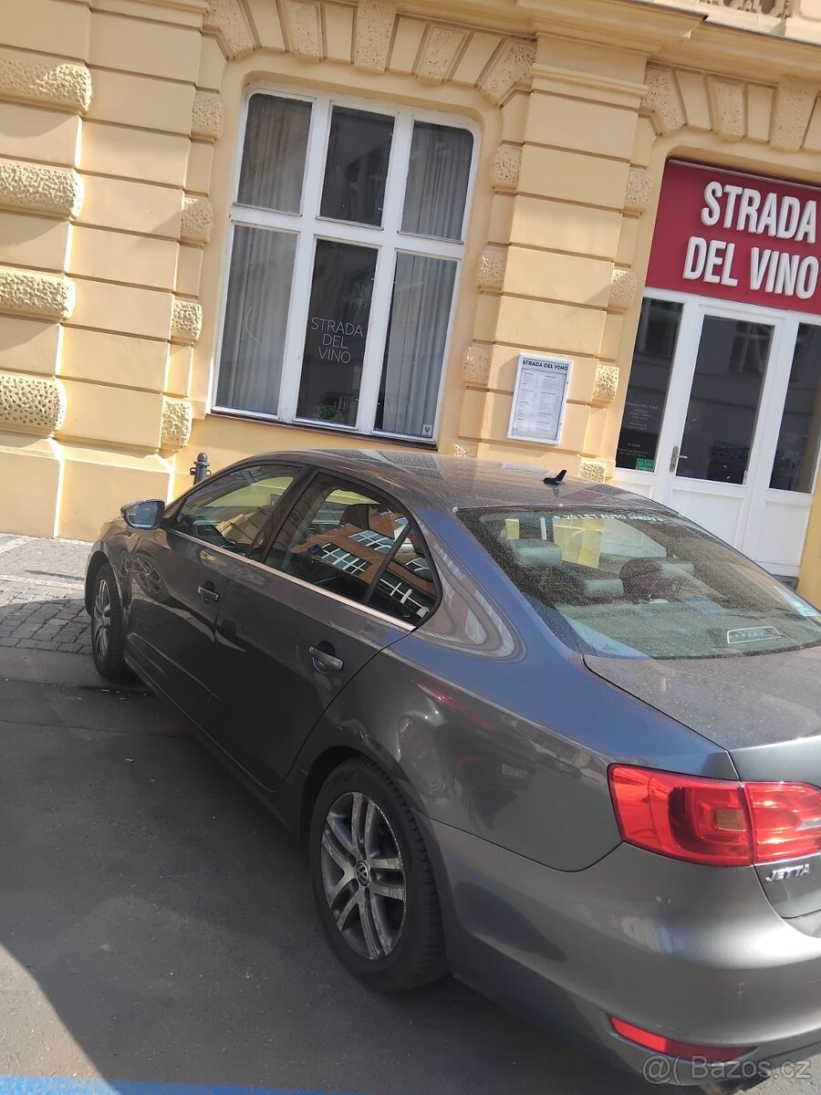 volkswagen jetta 1.4 tsi - 9
