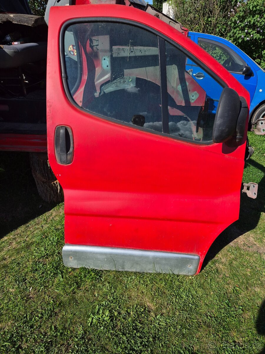 Trafic 2.0 dci - 9