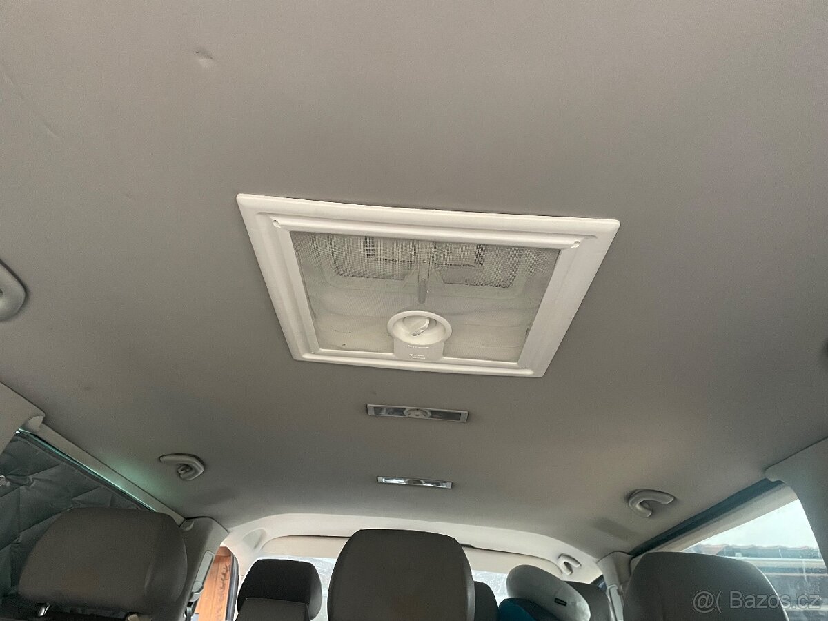 Vw caravelle 2.5 tdi - 9