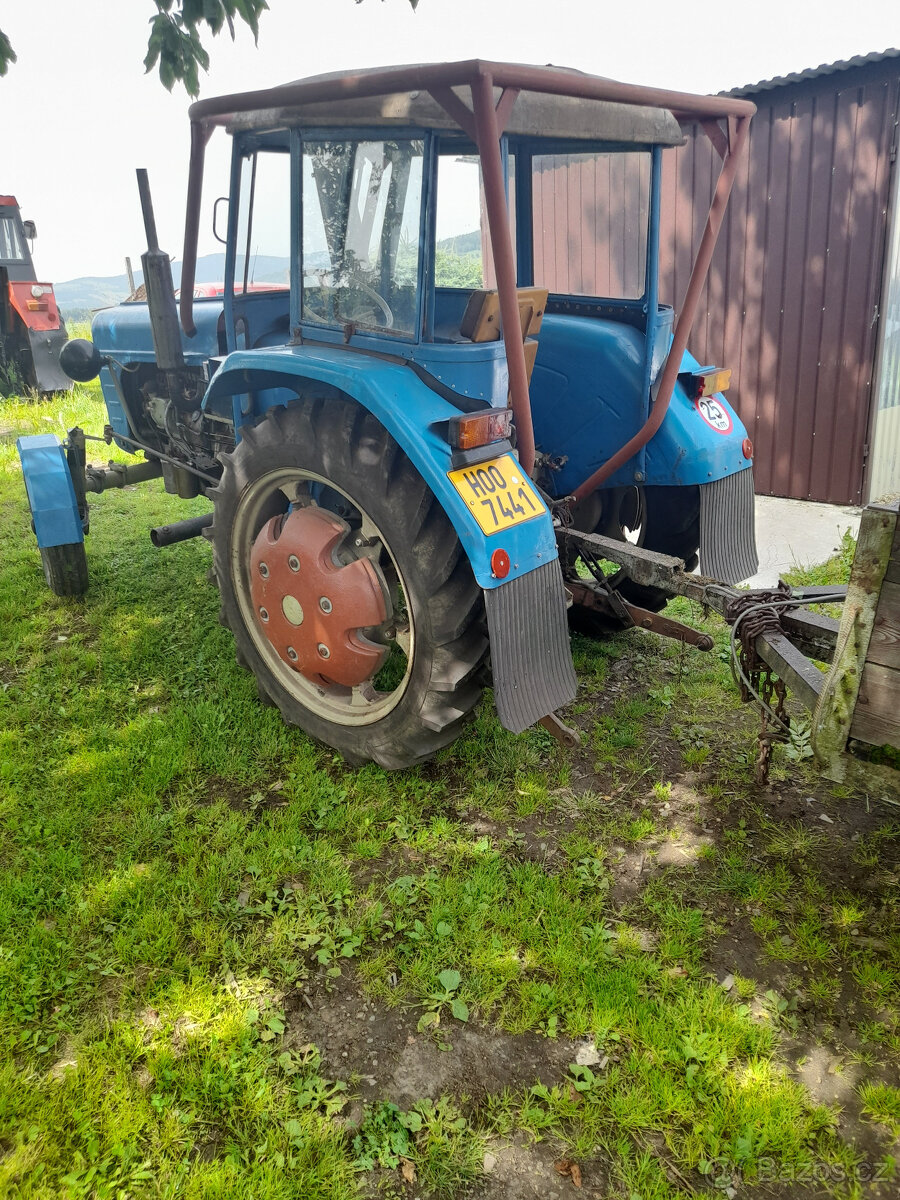 Zetor 3011 po velke opravě s spz bez stk s čápem - 9