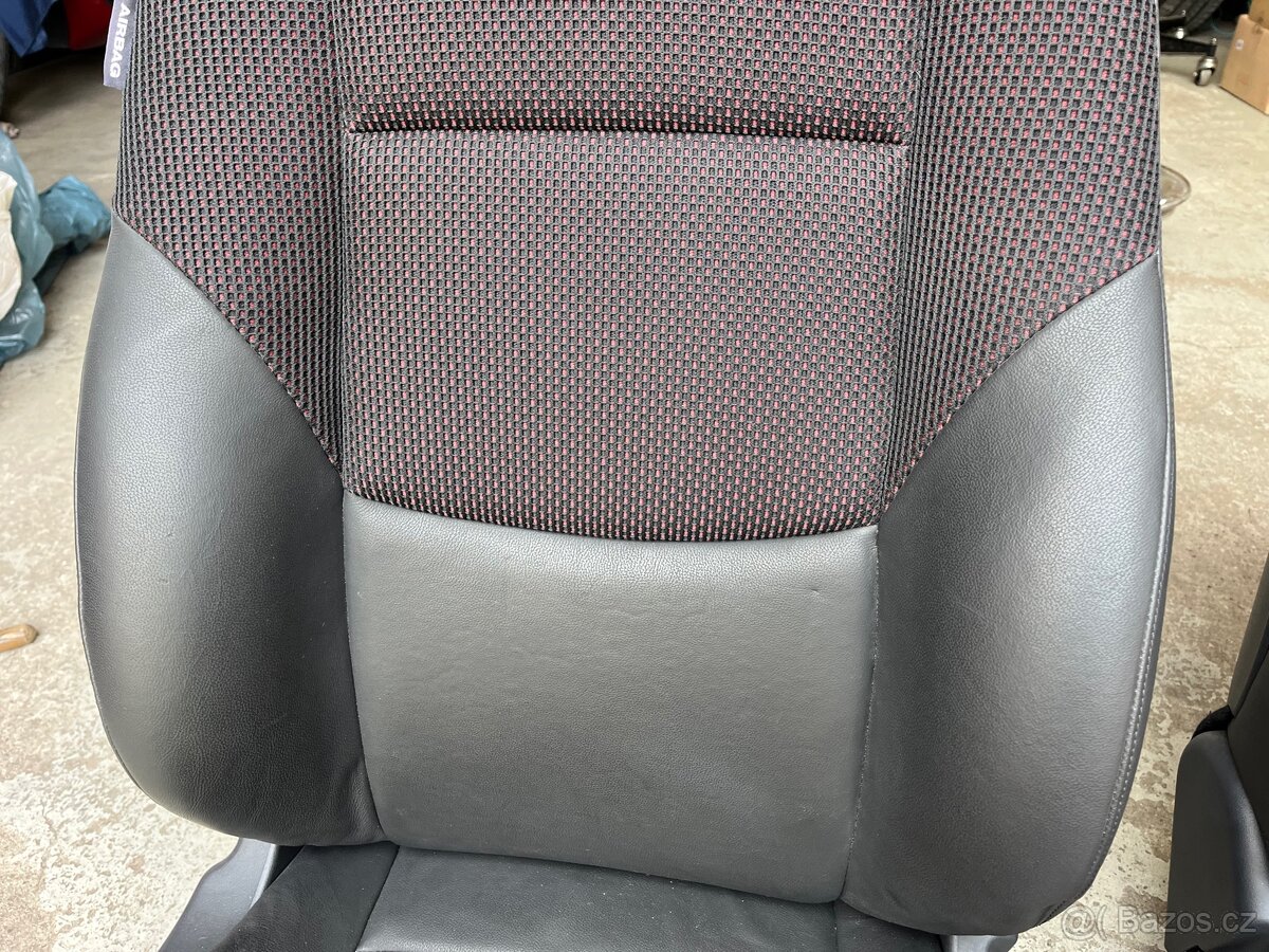 Sedačky Hyundai i30 5dv Hatchback (FD) - 9