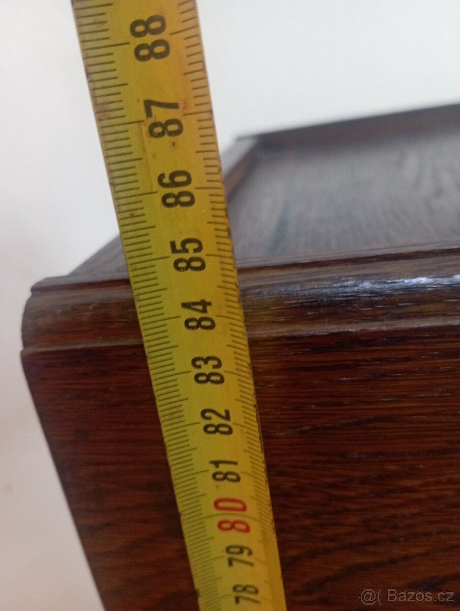 Stolek na telefon - 9