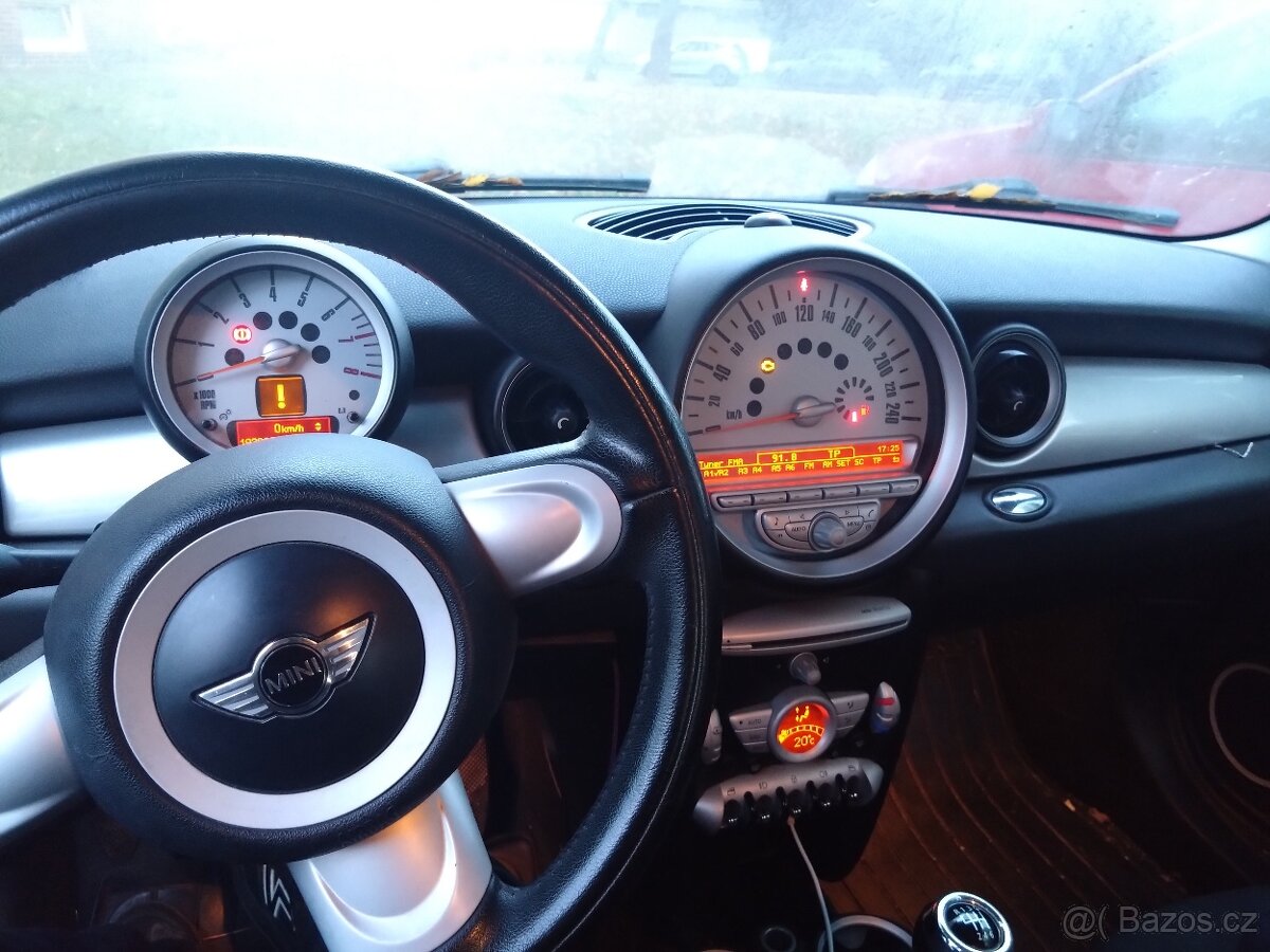 Mini Cooper Clubman 1.6i 88kw - 9