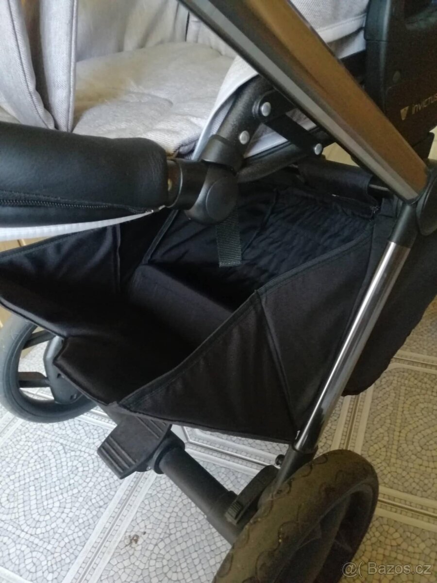 Kočárek kombinace - 9