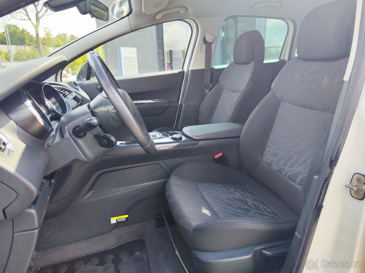 Peugeot 3008 1.6 THP/115kW Premium - 9