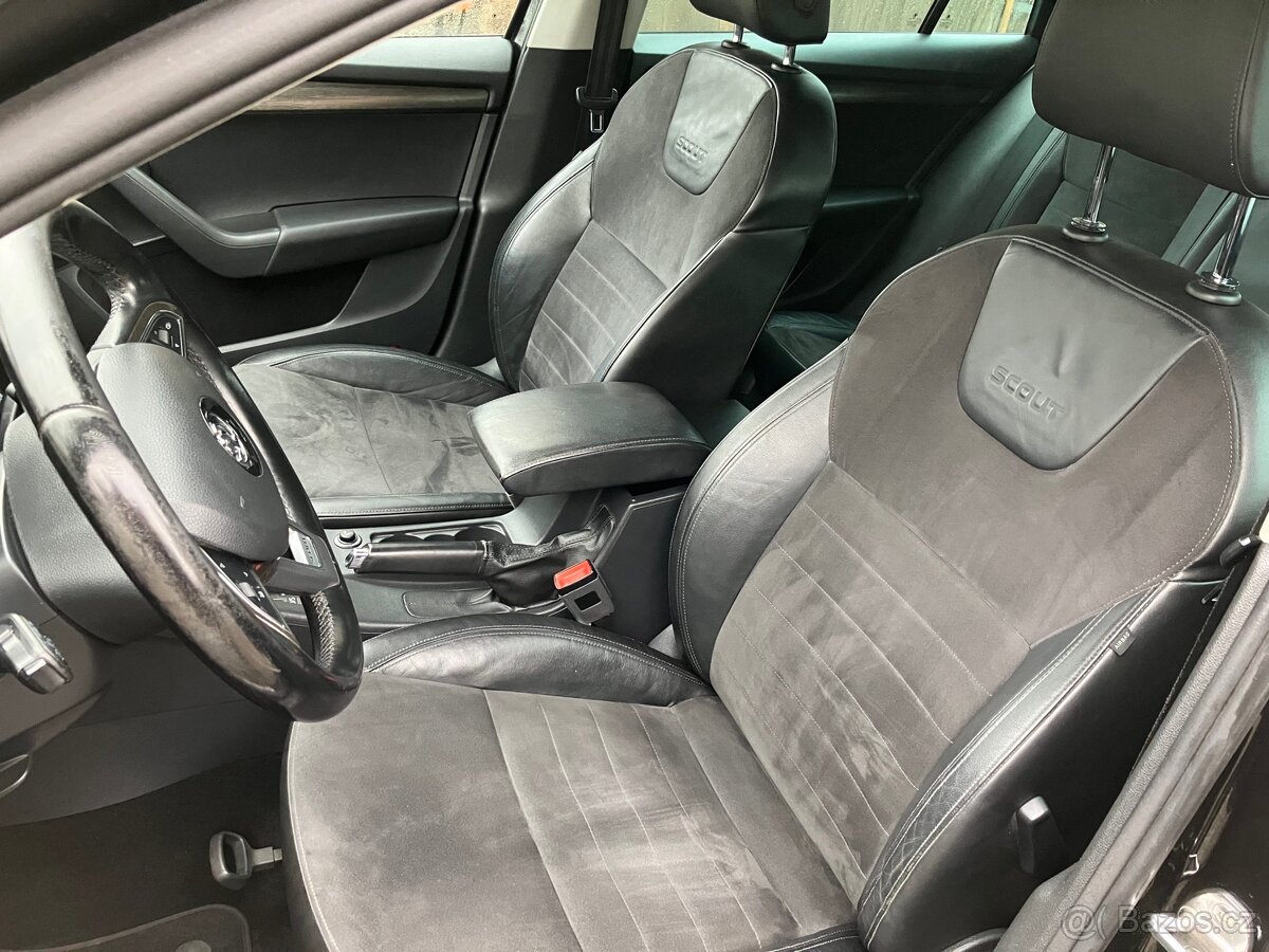 Octavia Scout 2.0tdi DSG servisní historie tažné TOP stav - 9