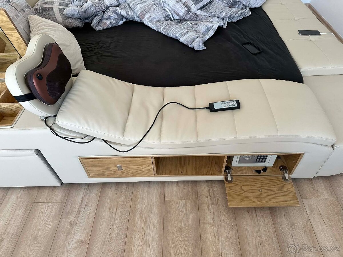 Luxusní postel s masážním křeslem - 9