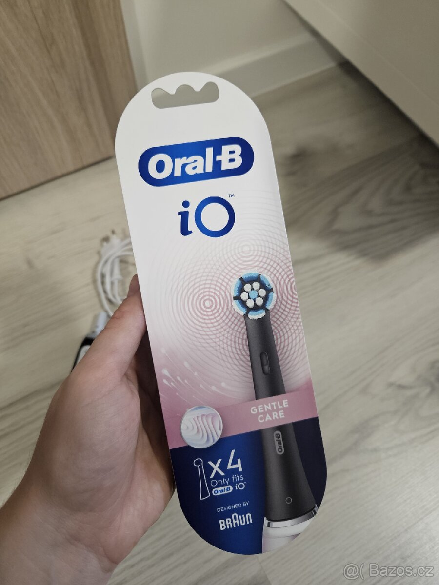 Elektricky kartacek Oral-B iO + nahradni hlavice - 9