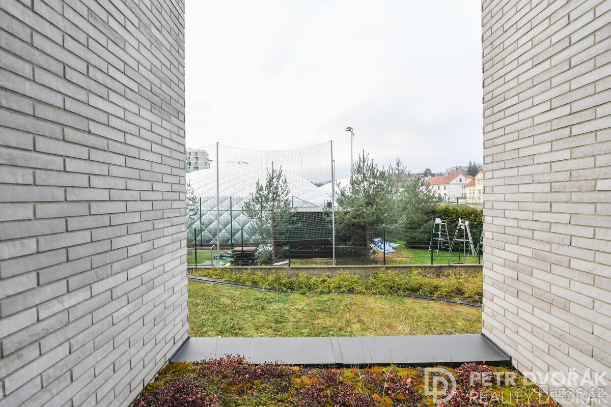 Prodej bytu 2+kk 40 m², Počernická, Praha - Strašnice - 9