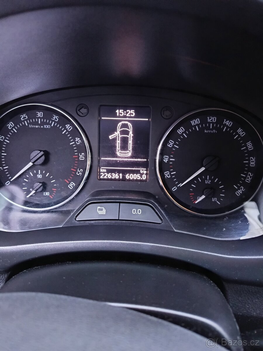 Škoda fabia 1.6 tdi 66kw combi - 9