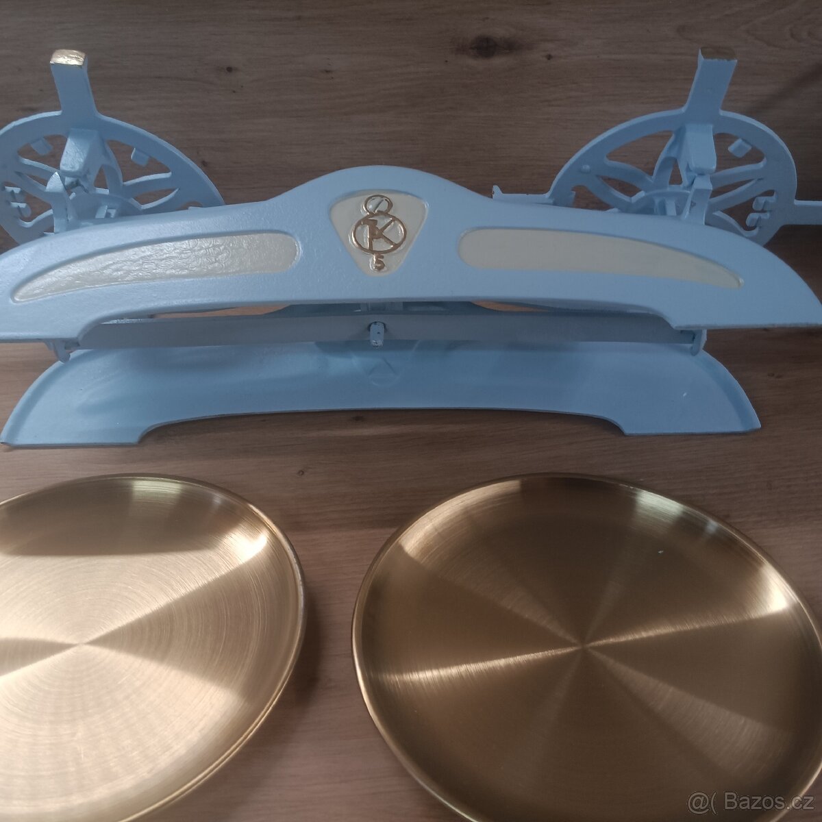 Staré kuchyňské váhy modré - 9