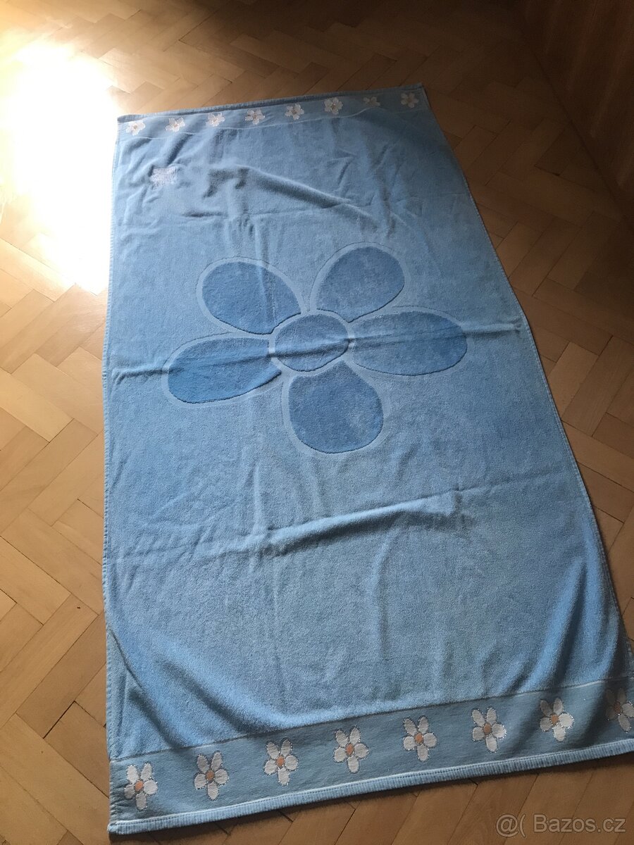 Ložní soupr. polstarky a povlaky, rucniky,osusky,deky. - 9