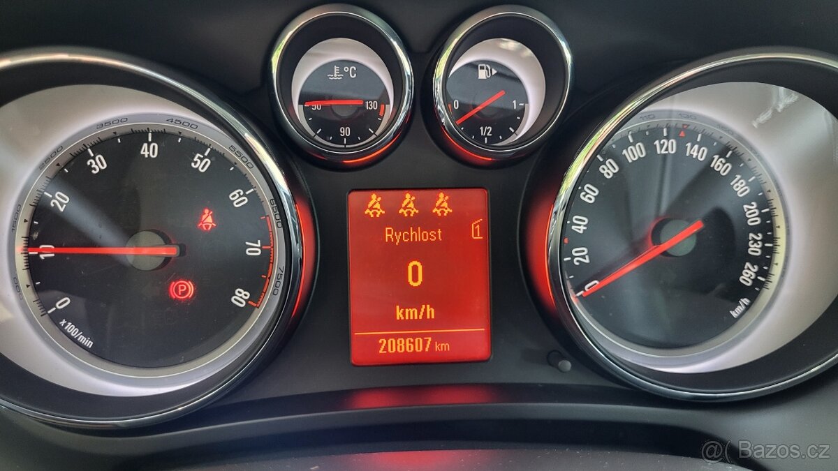 Zafira Tourer 1.4 103Kw LPG, Tažné, Klima atd. - 9