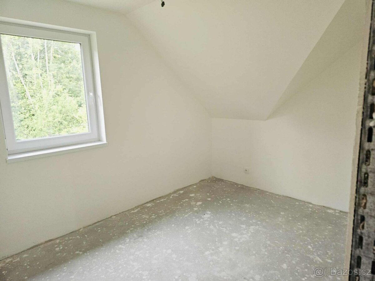 Pronájem rodinného domu 6+1, 183 m2 - 9