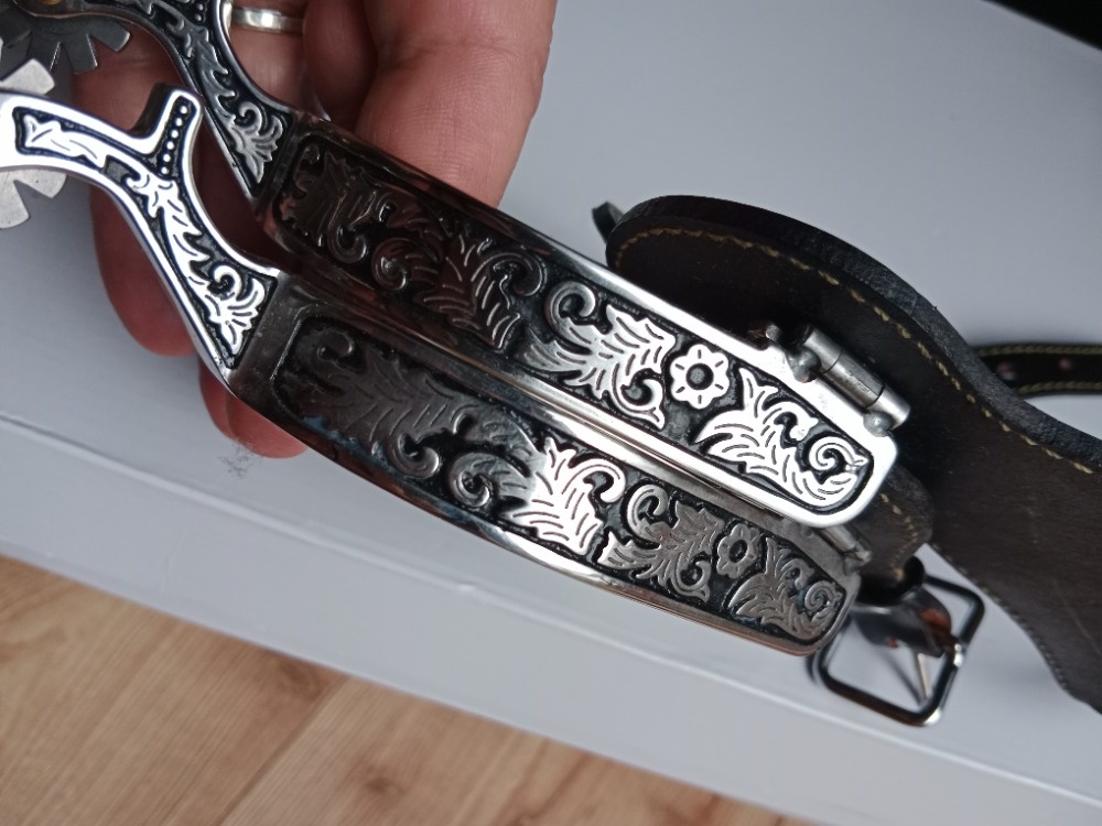 Kovbojské western Šporny s řeminky - 9