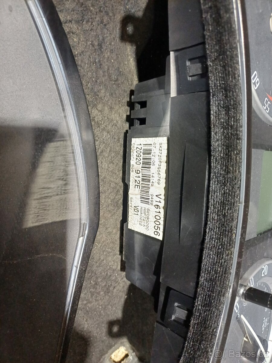 Budíky panel přístrojů superb Golf octavia - 9