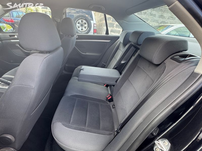 Volkswagen Jetta, 1.9TDI,1.MAJITEL,SERVIS.KN. - 9