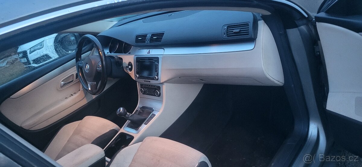 Volkswagen Passat cc - 9