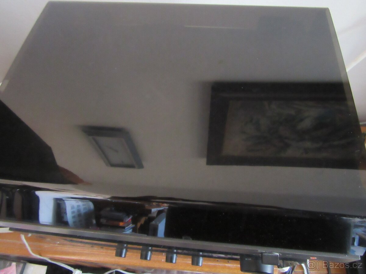 gramofon NAD - 9