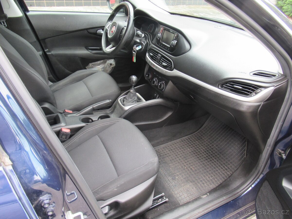 Tipo 1,4 T,16v, Kombi, 120k, rok 2017 - 9